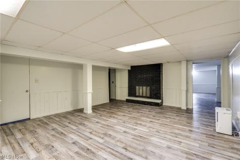 4710 Brunnerdale Avenue NW Canton OH 44718