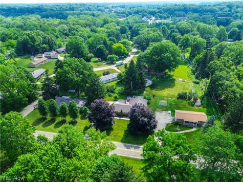 4710 Brunnerdale Avenue NW Canton OH 44718
