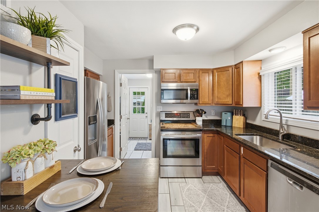 131 Forest Boulevard Avon Lake OH 44012