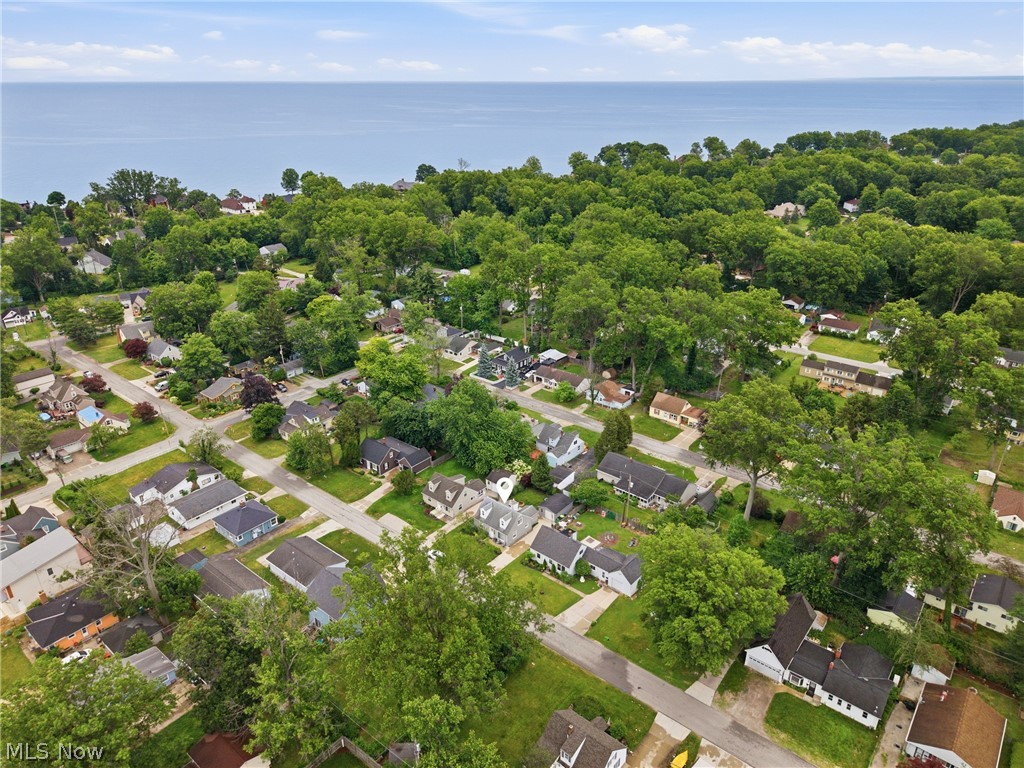 131 Forest Boulevard Avon Lake OH 44012