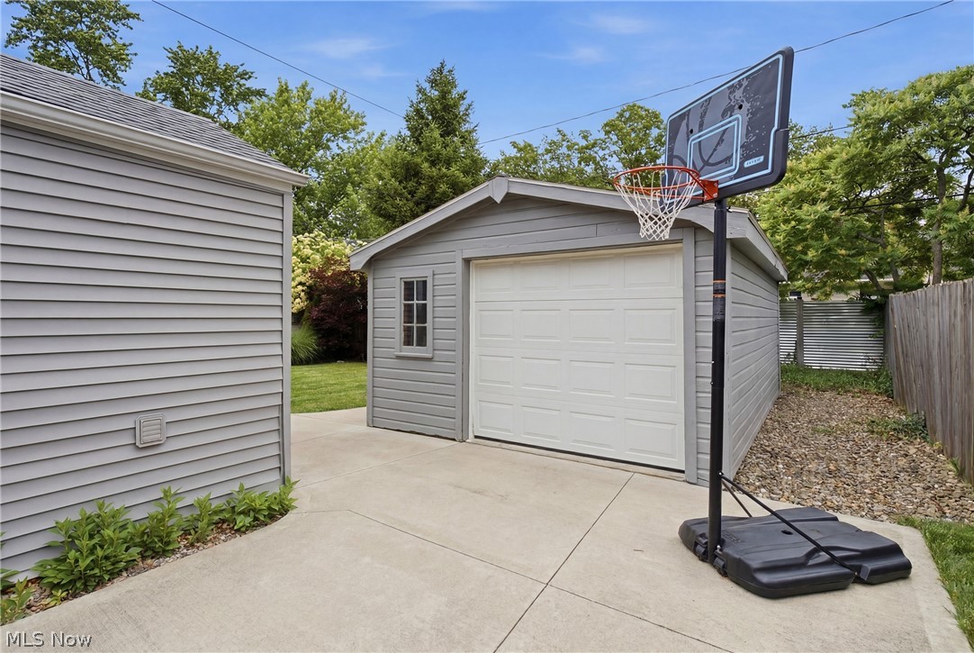 131 Forest Boulevard Avon Lake OH 44012