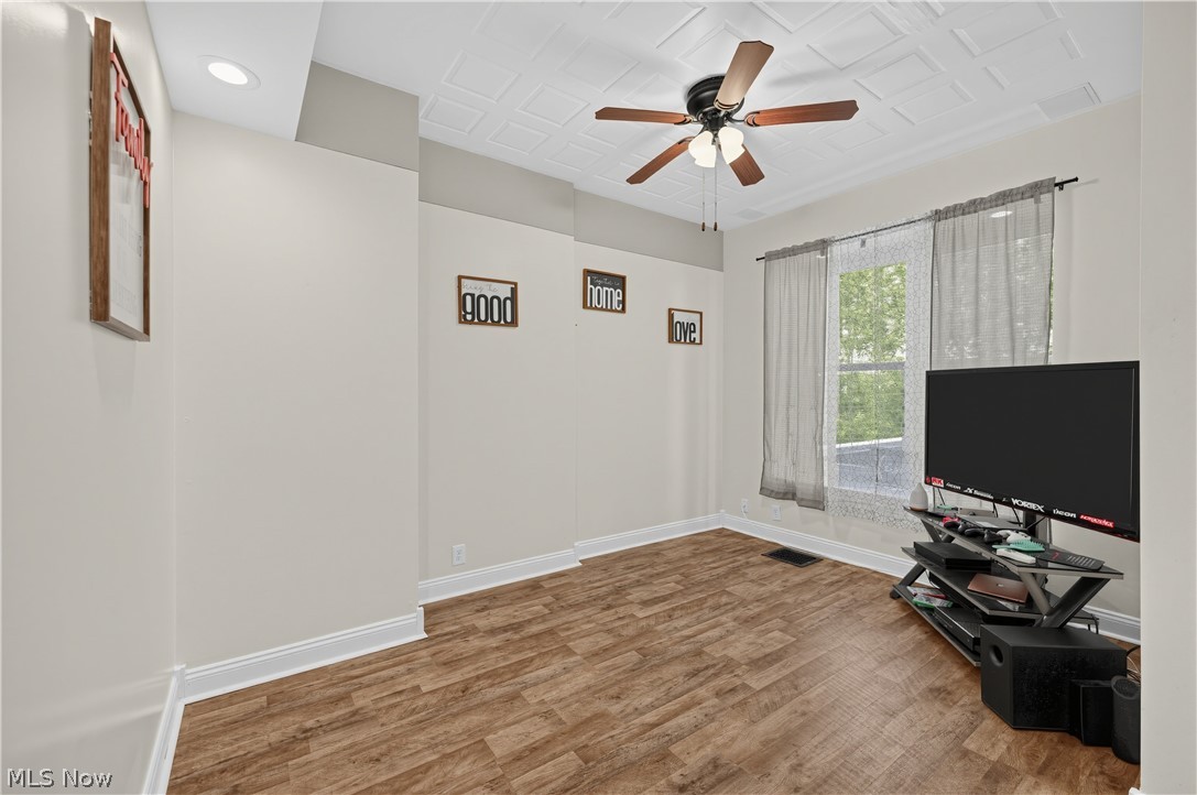 6 Hillcrest Drive Cambridge OH 43725