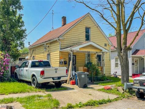 6644 Clement Avenue Cleveland OH 44105