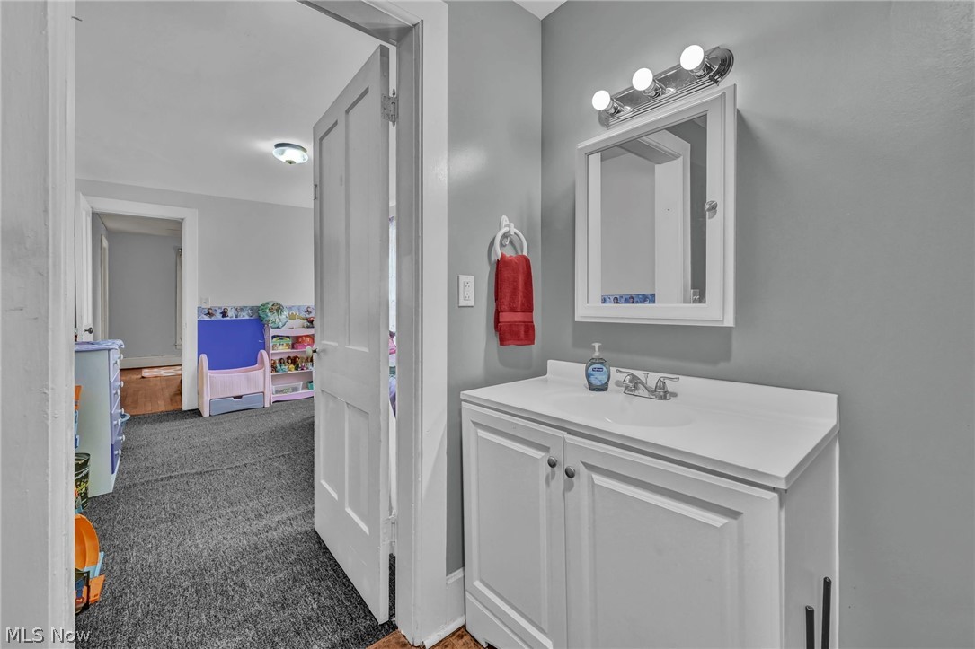112 Adams Street Wellington OH 44090