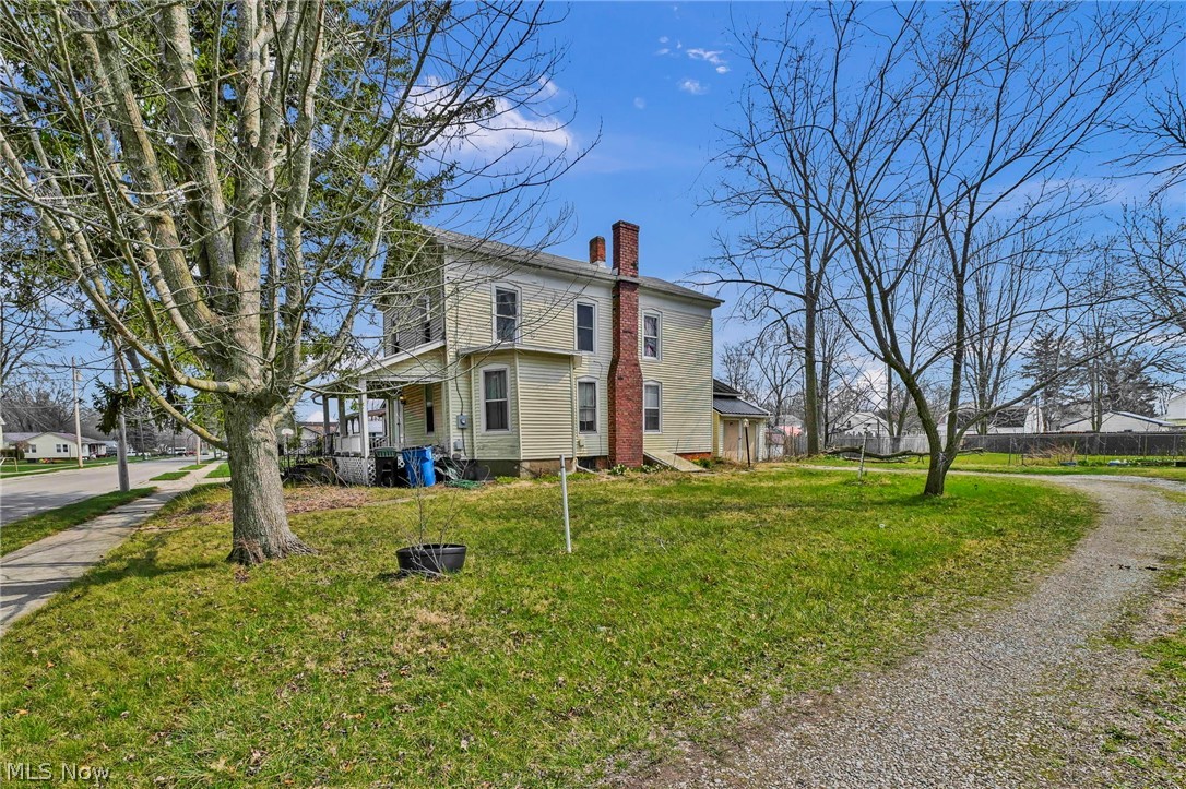 112 Adams Street Wellington OH 44090
