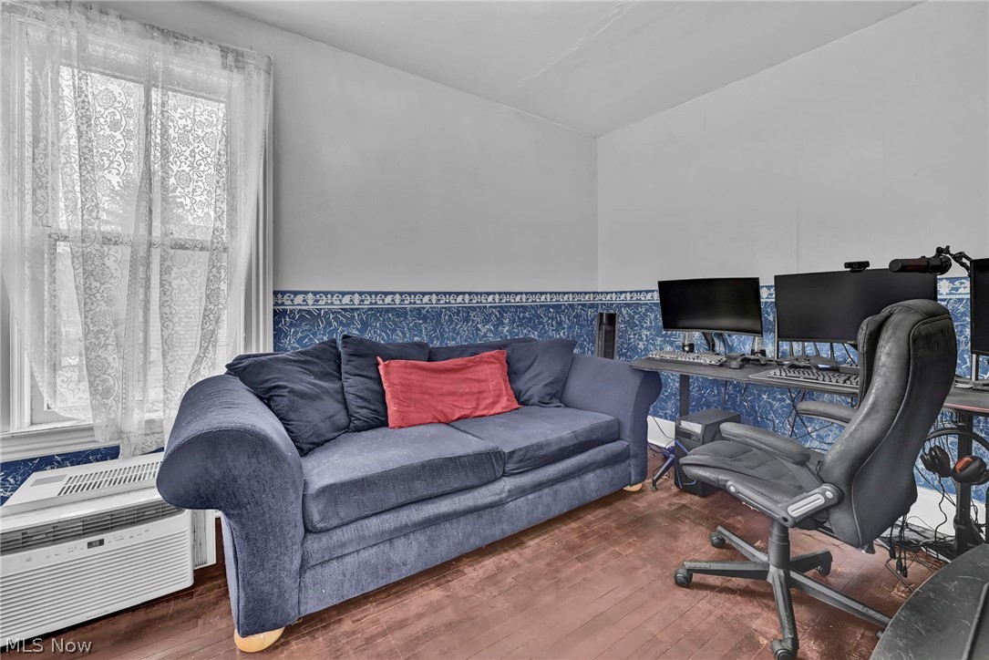 112 Adams Street Wellington OH 44090