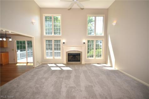 3246 Crown Pointe Drive Stow OH 44224