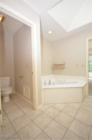 3246 Crown Pointe Drive Stow OH 44224