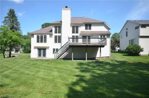 3246 Crown Pointe Drive Stow OH 44224