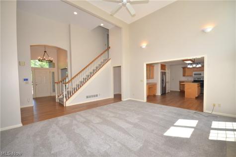 3246 Crown Pointe Drive Stow OH 44224