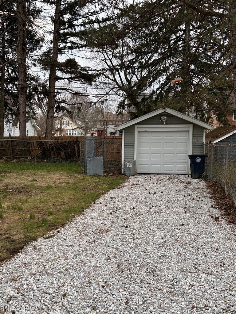 338 Noah Avenue Akron OH 44320