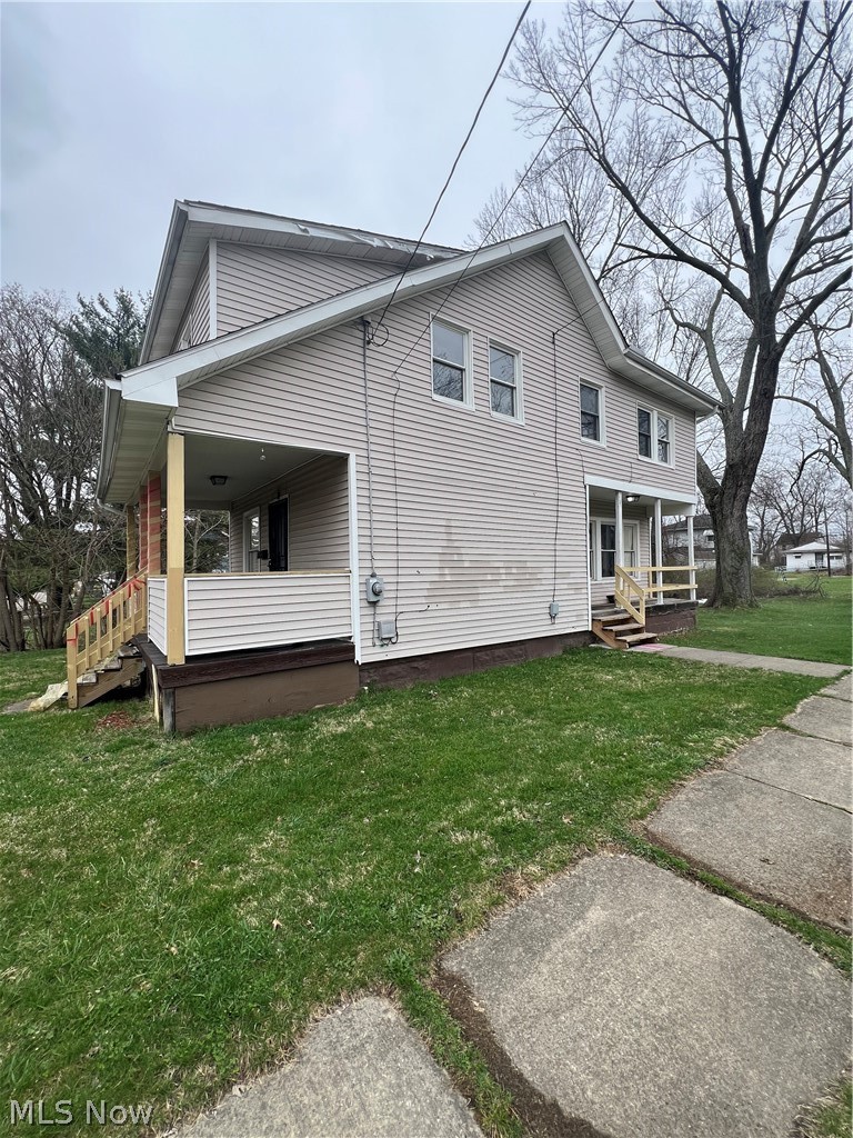547 Van Everett Avenue Akron OH 44306