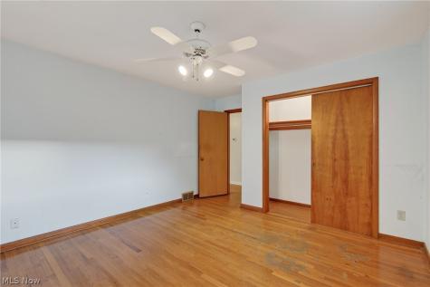 2115 Algonquin Euclid OH 44117