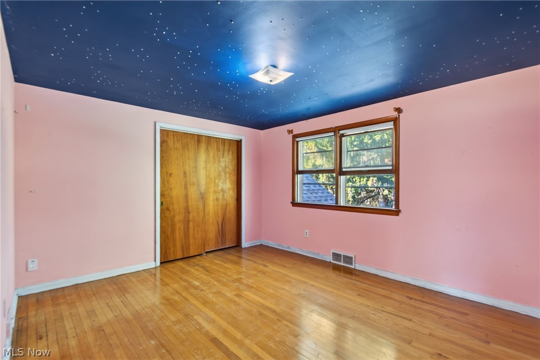 2115 Algonquin Euclid OH 44117