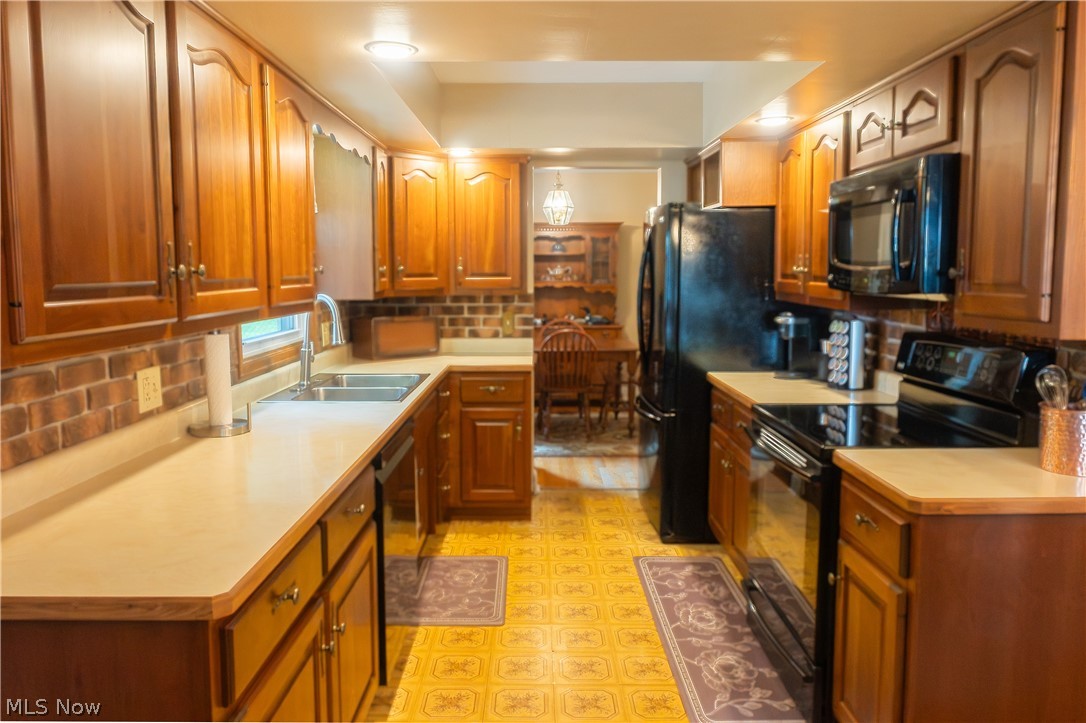 170 Chapel Lane Canfield OH 44406