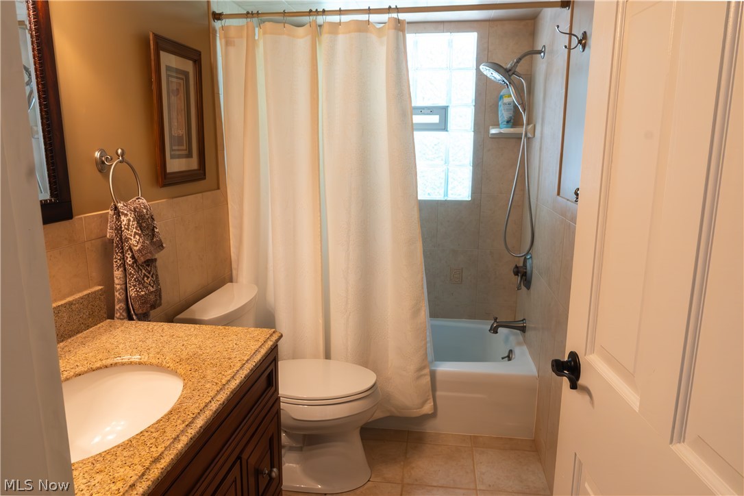 170 Chapel Lane Canfield OH 44406