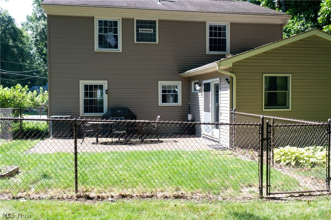 170 Chapel Lane Canfield OH 44406
