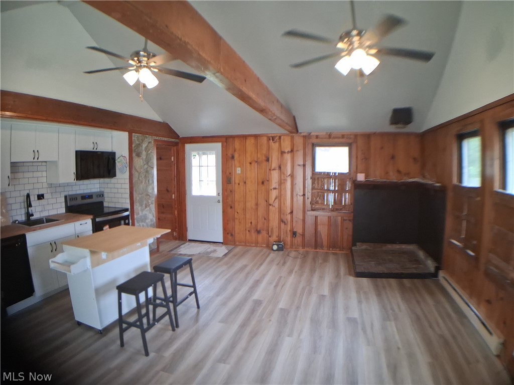 1555 Glenview Avenue Madison OH 44057