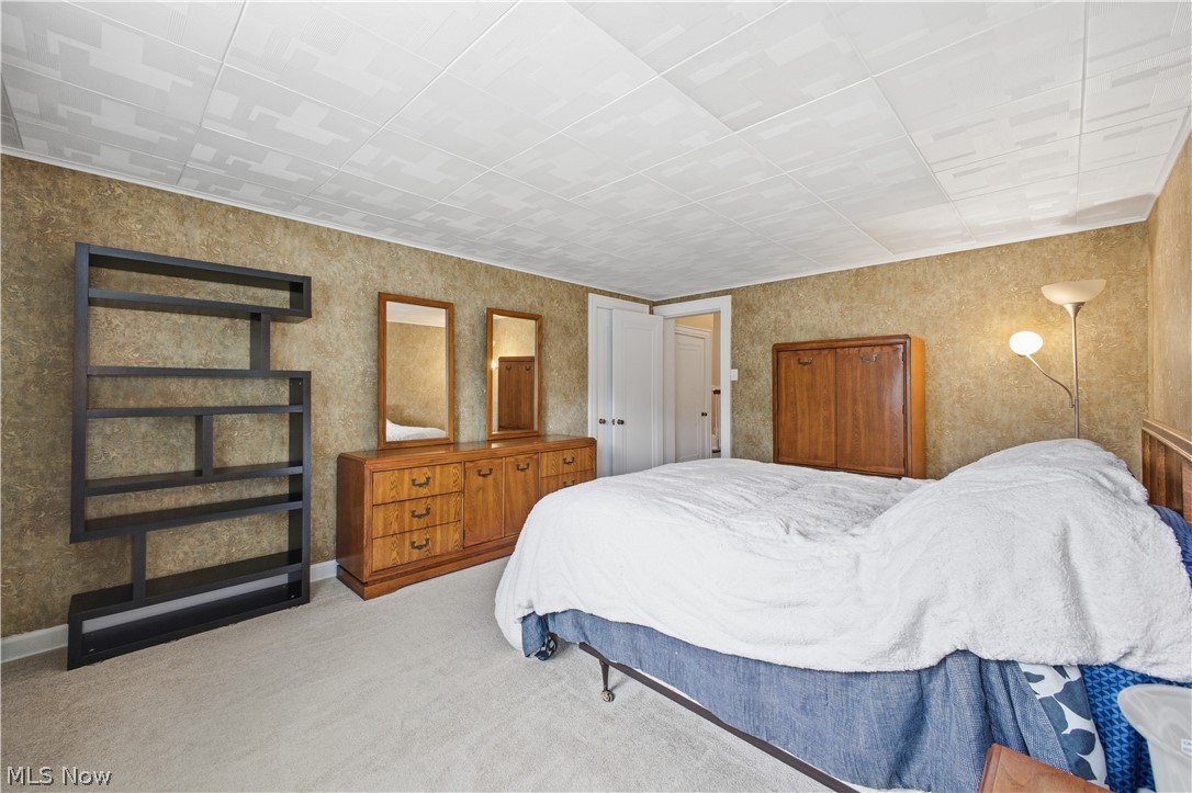 2 Elysian Way East Liverpool OH 43920