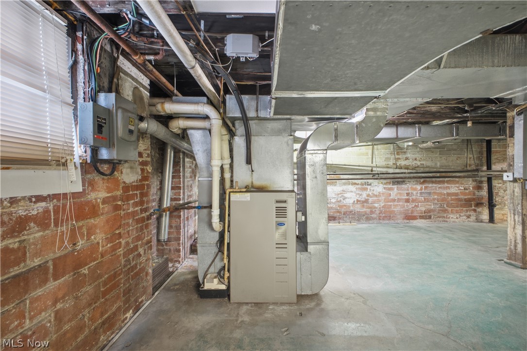 2 Elysian Way East Liverpool OH 43920