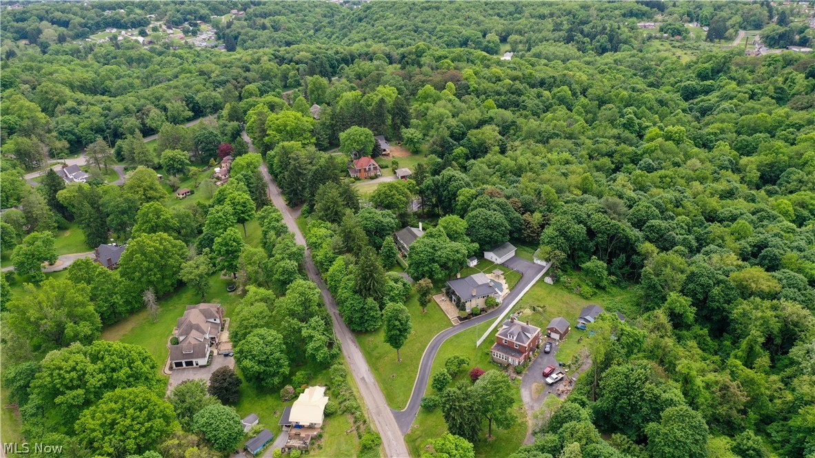 2 Elysian Way East Liverpool OH 43920