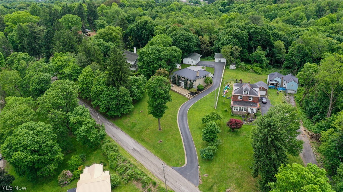 2 Elysian Way East Liverpool OH 43920
