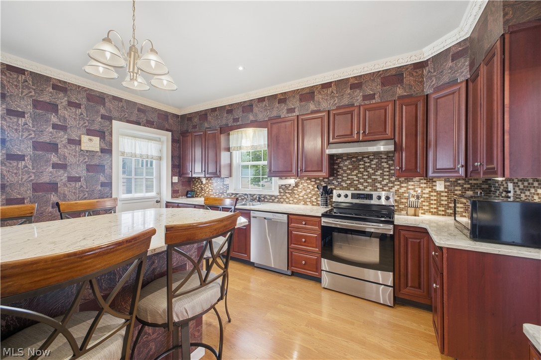 2 Elysian Way East Liverpool OH 43920