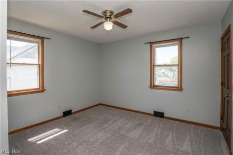 215 8th Street SW Massillon OH 44647
