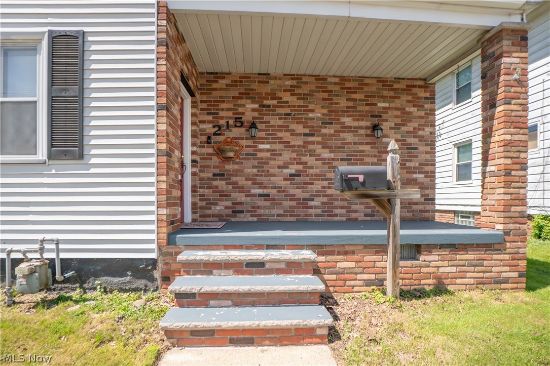 215 8th Street SW Massillon OH 44647