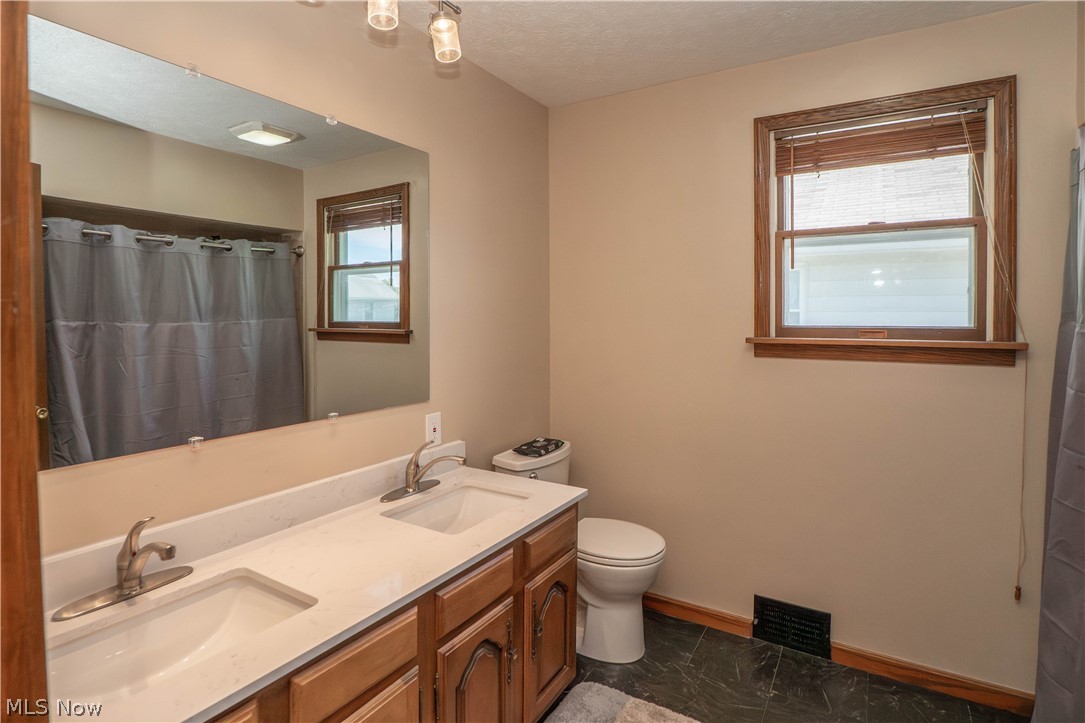 215 8th Street SW Massillon OH 44647