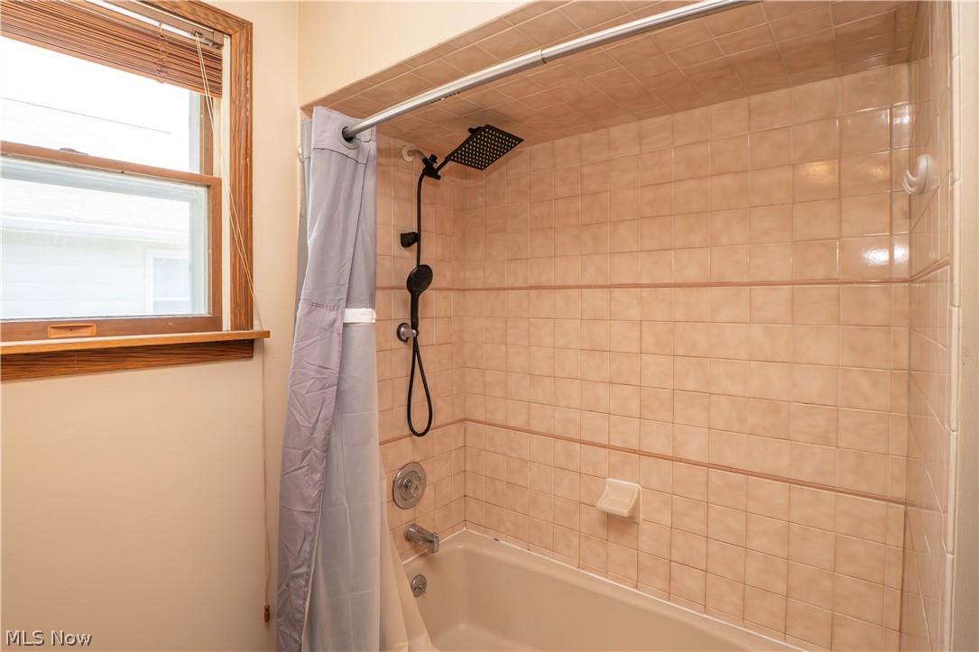 215 8th Street SW Massillon OH 44647