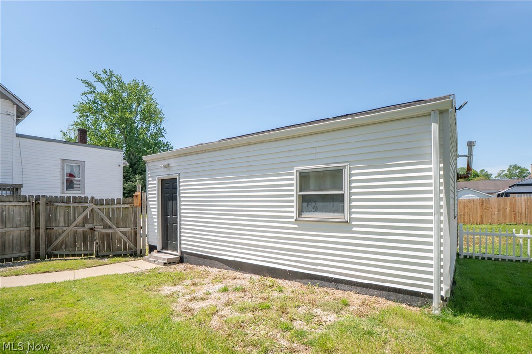 215 8th Street SW Massillon OH 44647
