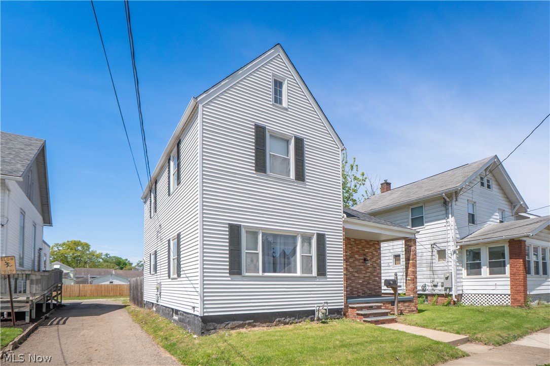 215 8th Street SW Massillon OH 44647