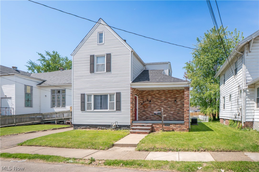 215 8th Street SW Massillon OH 44647