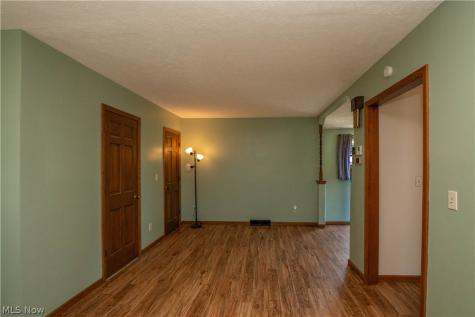 215 8th Street SW Massillon OH 44647