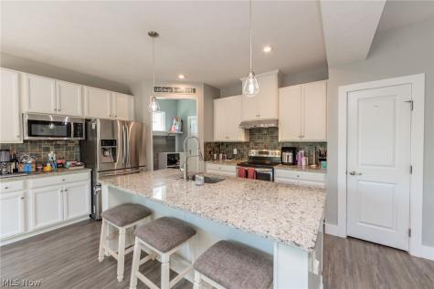 6215 Hooper Drive Medina OH 44256