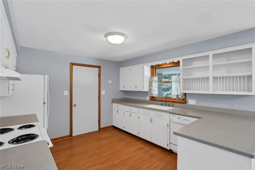 1351 Maple Heights Lane Coshocton OH 43812