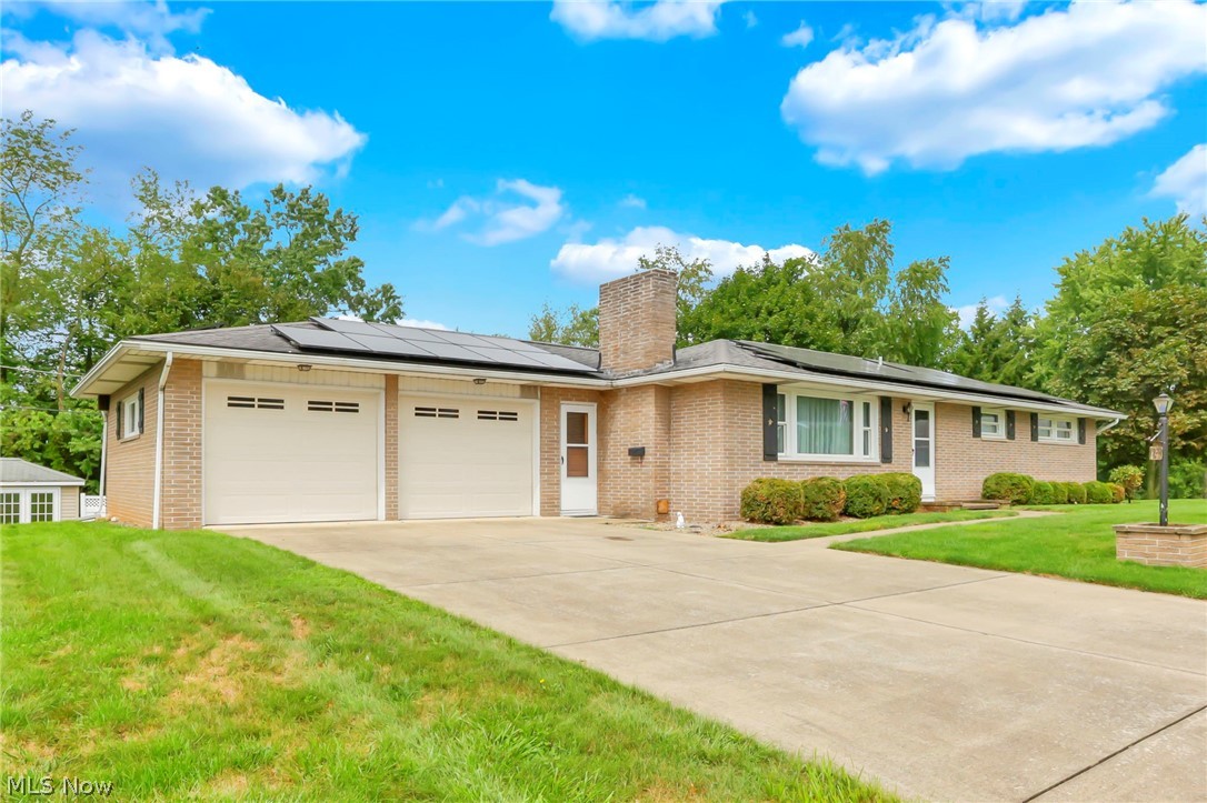 1351 Maple Heights Lane Coshocton OH 43812