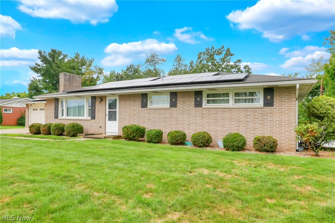 1351 Maple Heights Lane Coshocton OH 43812