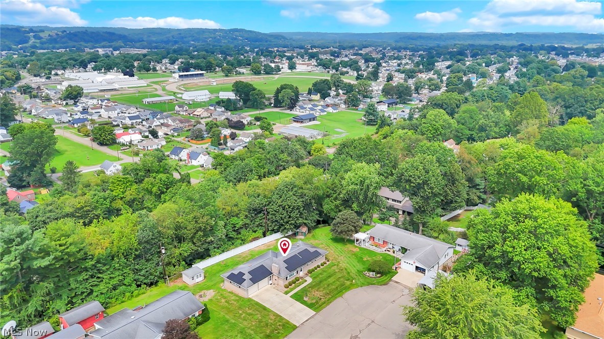 1351 Maple Heights Lane Coshocton OH 43812