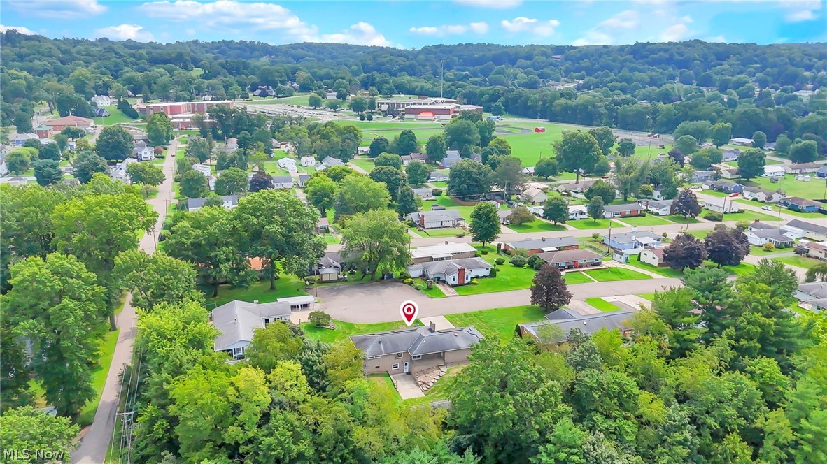 1351 Maple Heights Lane Coshocton OH 43812