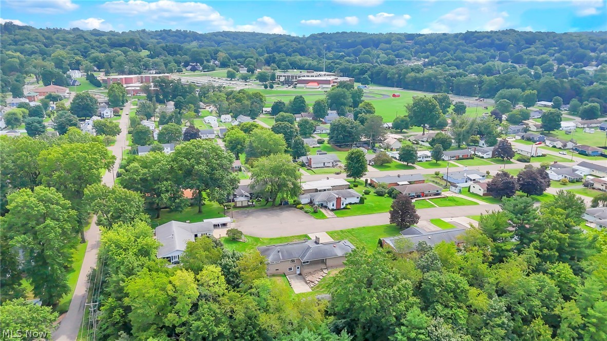 1351 Maple Heights Lane Coshocton OH 43812