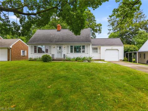 321 Woodrow Street NW North Canton OH 44720