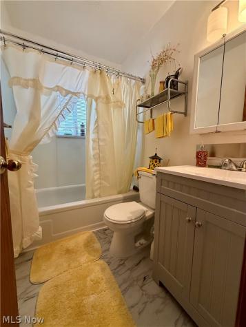 5000 Mildred Circle SW Navarre OH 44662