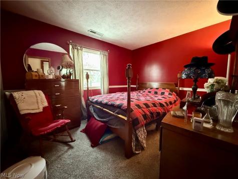 5000 Mildred Circle SW Navarre OH 44662