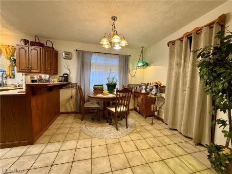 5000 Mildred Circle SW Navarre OH 44662