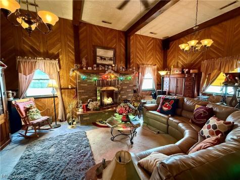 5000 Mildred Circle SW Navarre OH 44662