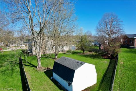 5000 Mildred Circle SW Navarre OH 44662