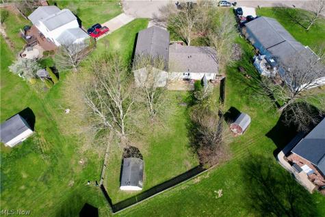 5000 Mildred Circle SW Navarre OH 44662