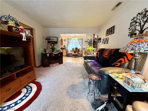 5000 Mildred Circle SW Navarre OH 44662